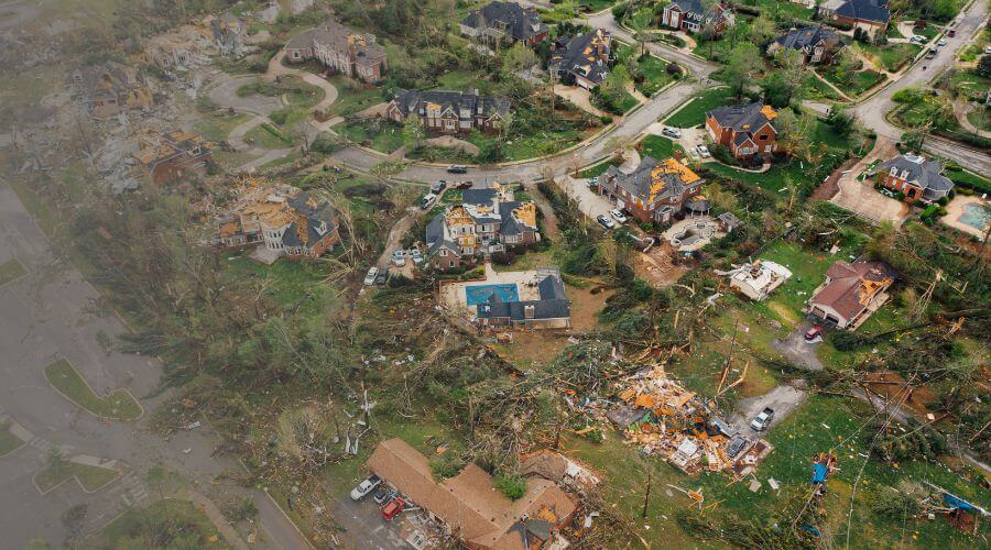 Why choose water damage cleanup for ceiling water damage repair in Chatham